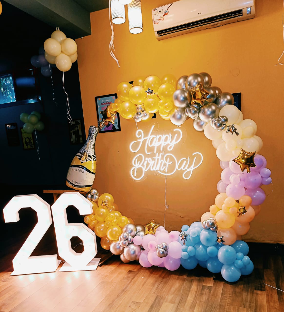 balloon decoration in gurgaon balloon decoration in gurgaon